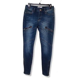 Medium Wash Skinny Jeans - Size 29